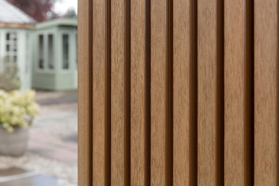 Garden retreats cladding up close